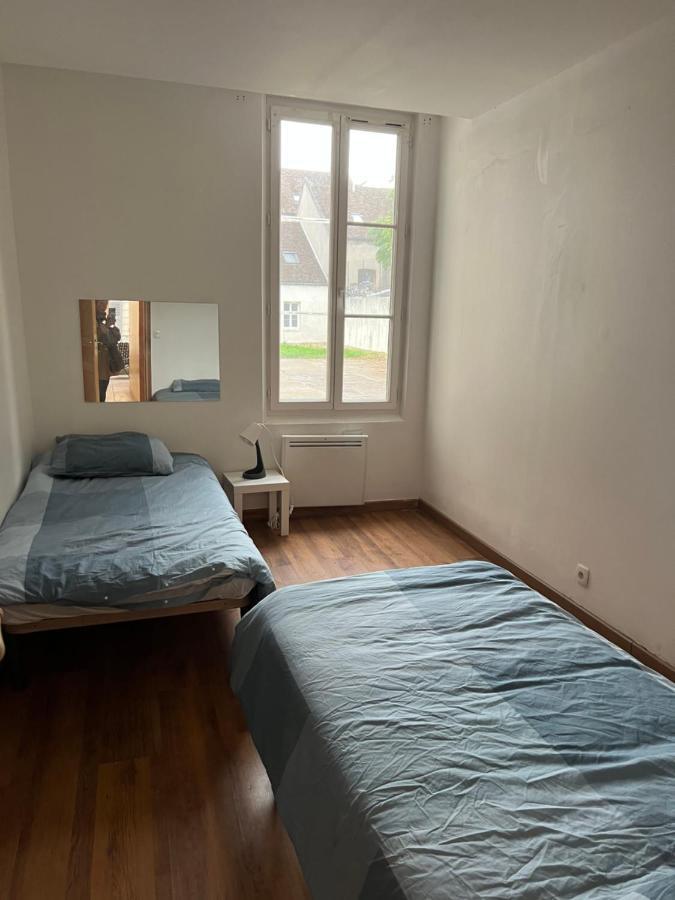 Le Relais De Saint Loup 1 A 66 Personnes Apartment Montereau-faut-Yonne Exterior foto